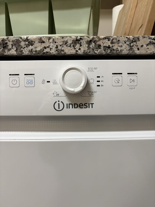 Maquina de lavar loiça indesit