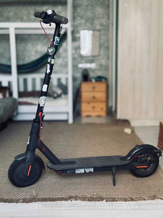 М365 Xiaomi Mi Scooter Essential Чорний