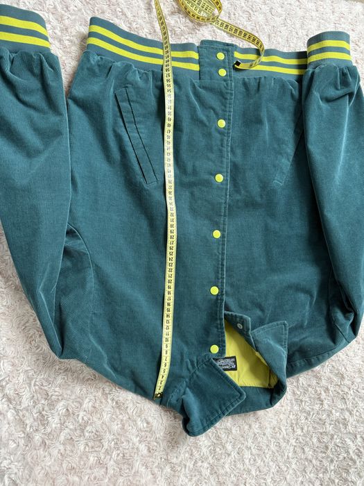 Вельветовий бомбер Levi’s оригінал