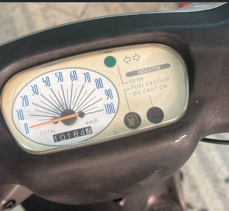 Yamaha Neo '50 circular diariamente