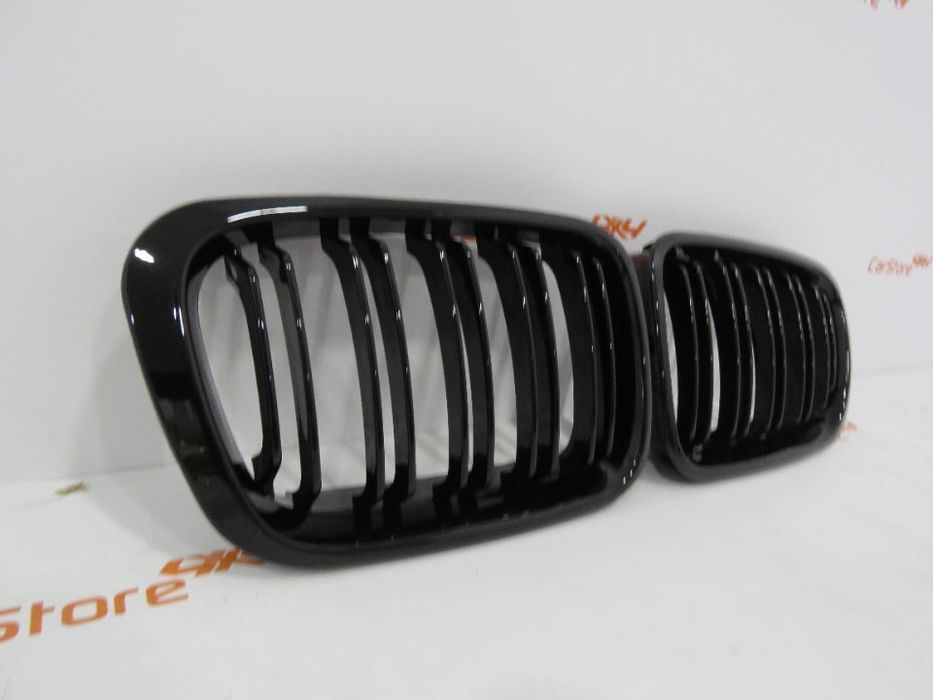 Grelhas Bmw E46 Carro/Carrinha 98-01 Duplas Preto Brilhante
