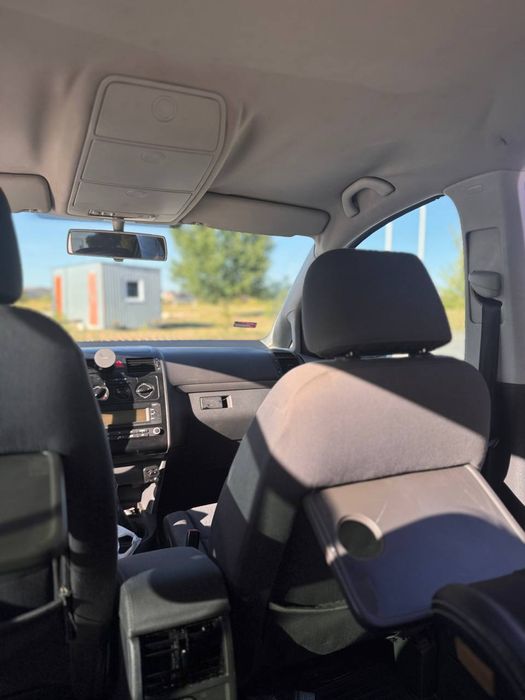 Продаю VW Touran 2003