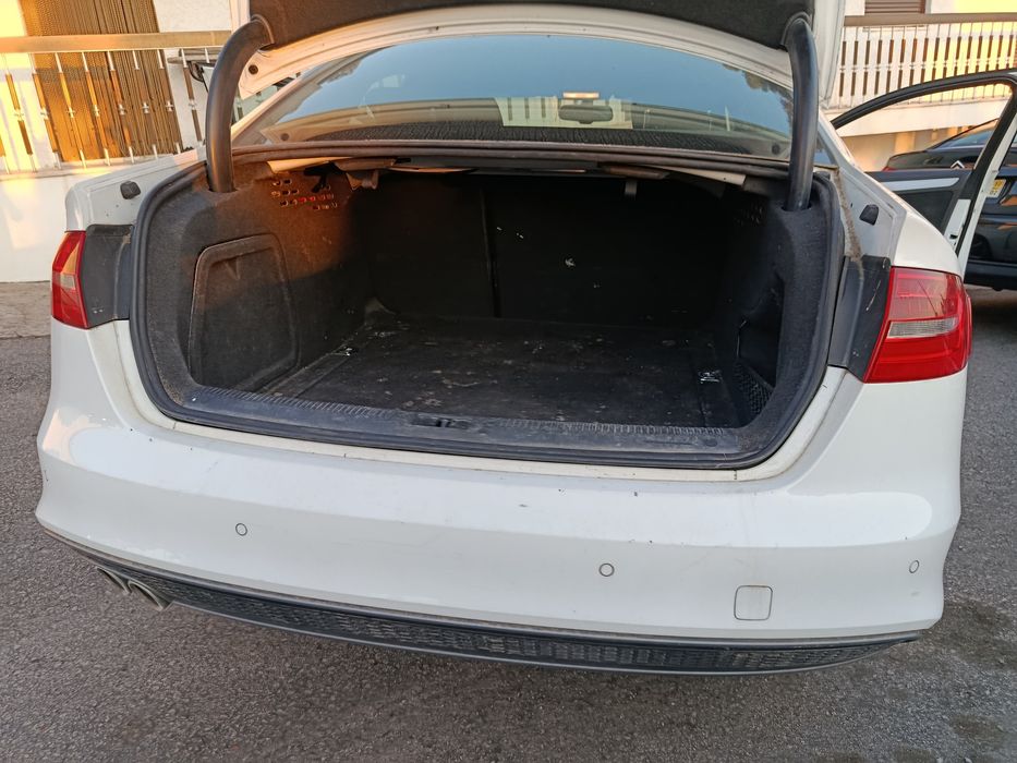 Audi A4 B8.5 2.0 TDI para peças ano 2015