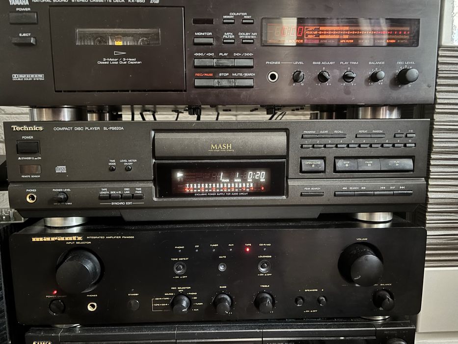 odtwarzacz CD Technics SL  PS 620A z pilotem