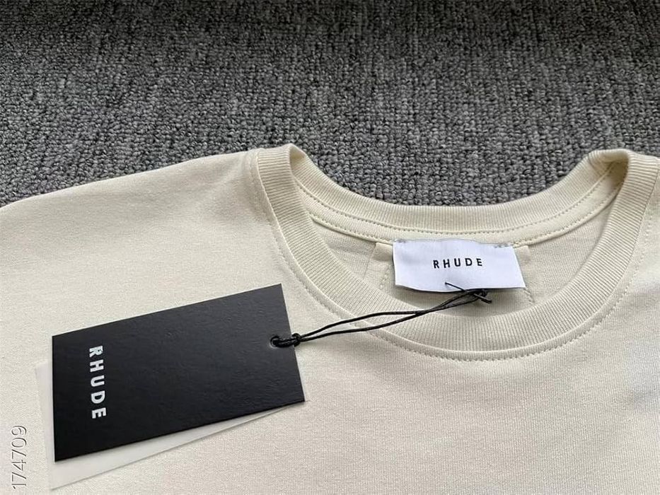 Футболка Rhude M  Aspen Ski Club НОВА!