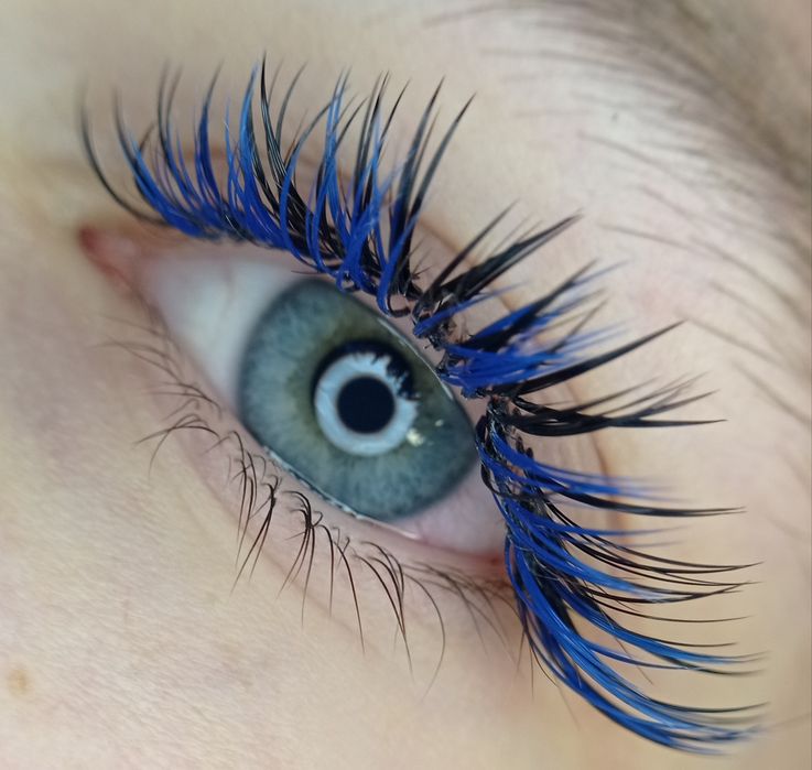 Наращивание ресниц