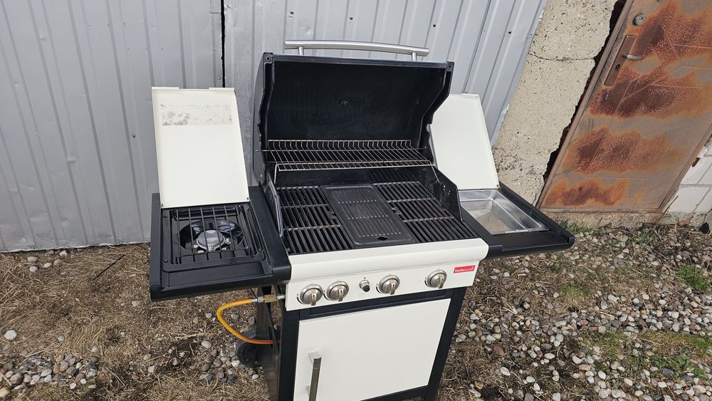 Gril na gaz i węgiel drzewny żeliwo solidny skurczybyk.