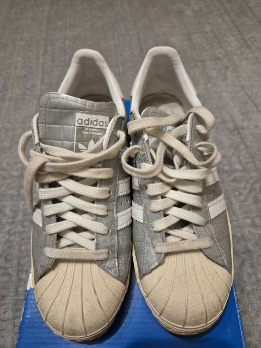 Женские кроссовки Adidas