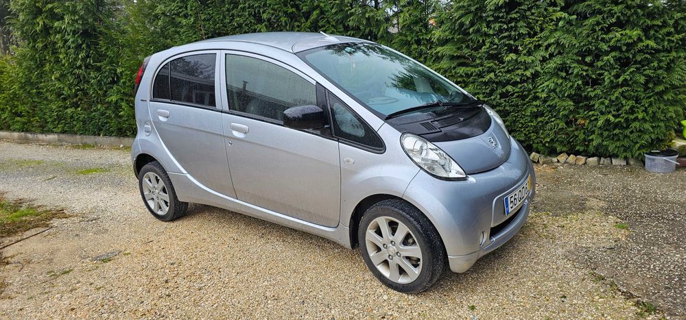 Vendo peugeot ion