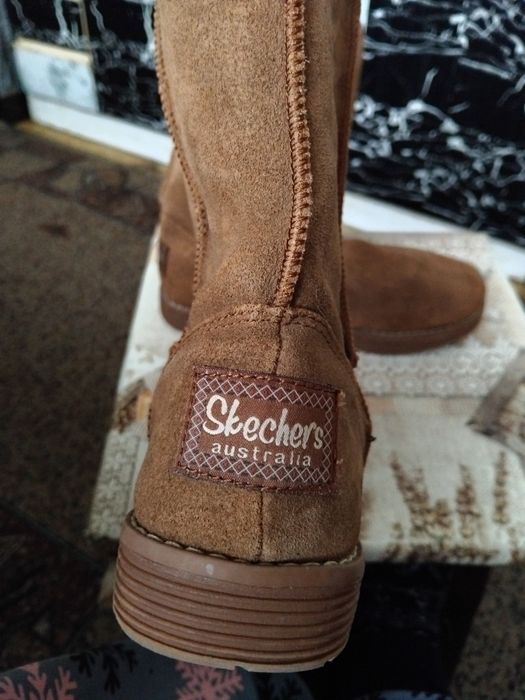 Зимові Уггі Skechers .