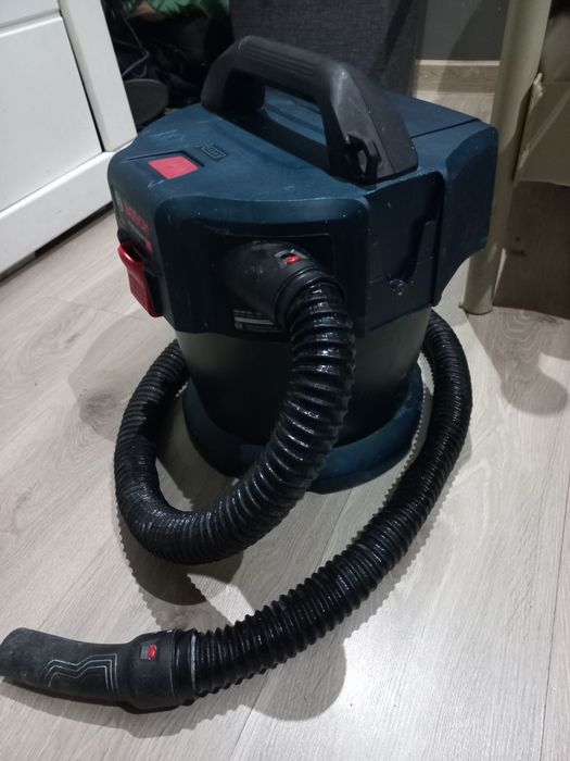 Odkurzacz akumulatorowy Bosch-profesional-GAS-18V+ Bateria 4 AH.