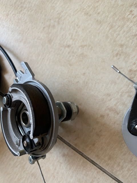 Koła obręcze do wózka inwalidzkiego BREZZY BasiX2 bębnowe z hamulcami