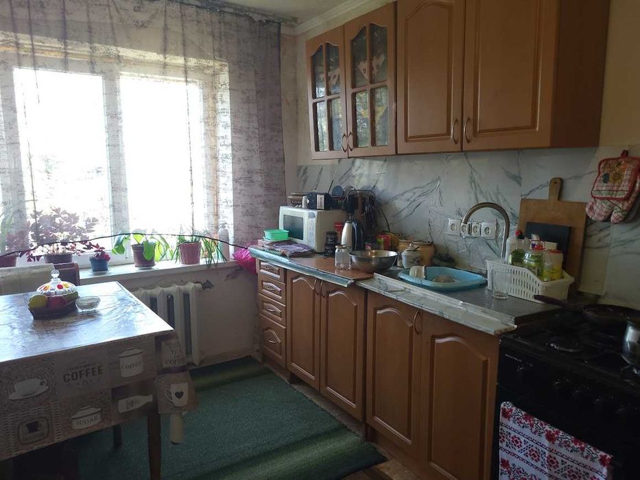 Красилівка продам 1 кім.квартиру37 м.
