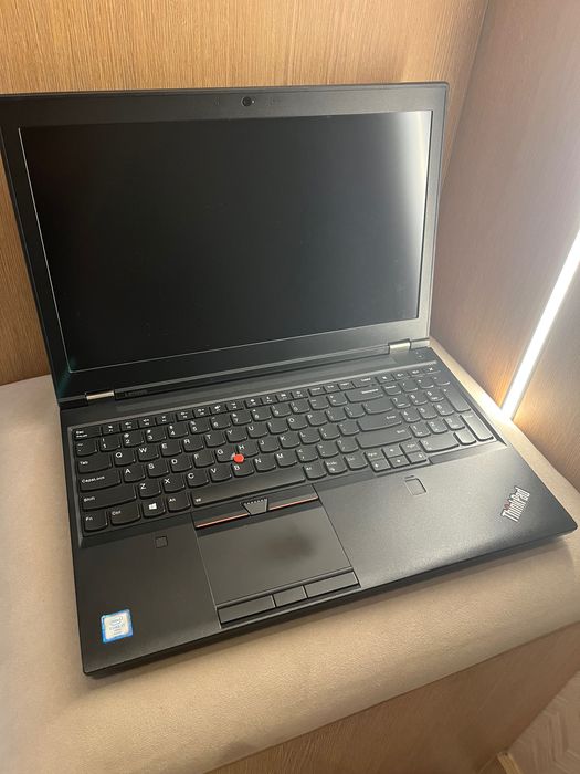 Dwa Thinkpady T470s i P51