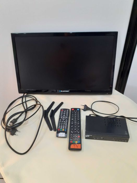 Telewizor 22` z dekoderem