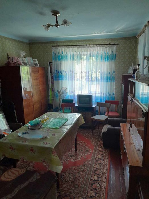 Продам великий будинок