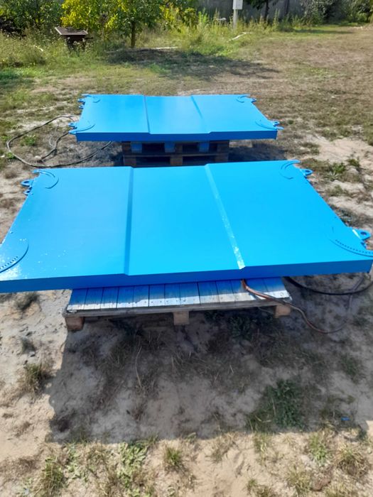 Podnośnik warsztatowy nożycowy RAVAGLIOLI 1400 B-BP 2700 kg