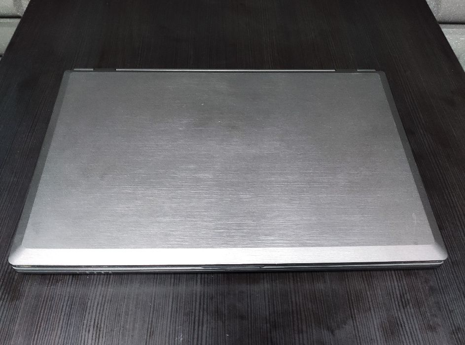 Clevo W370ET 17.3" Core i7-3540M 8GB 480GB SSD GTX660M 2GB