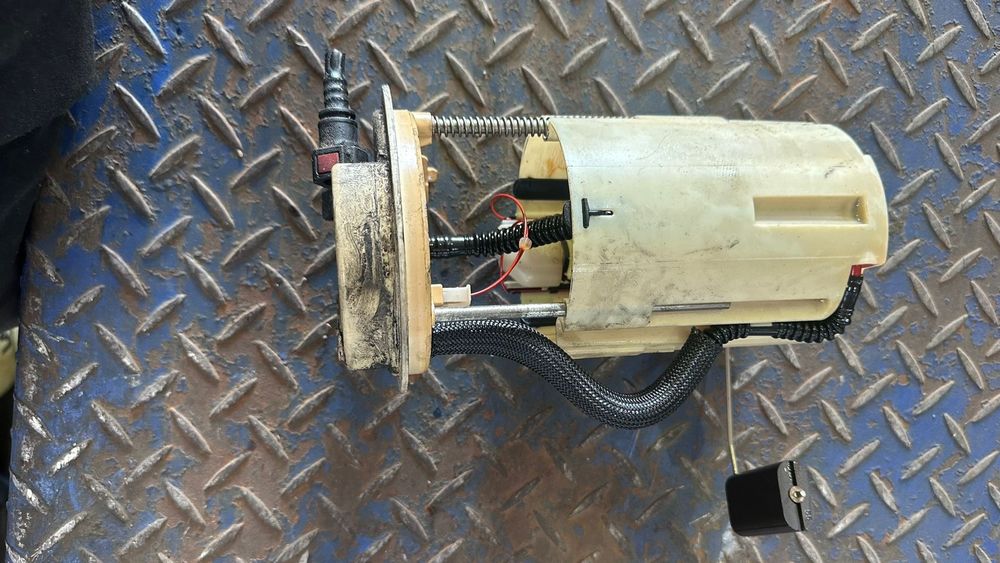 Bomba bóia combustível Renault 1.9 DCi laguna