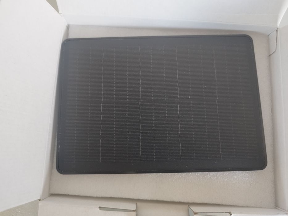 câmara de caça e vigilância com painel solar e conectividade 4G
