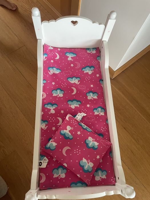 Cama de bebé de brincar