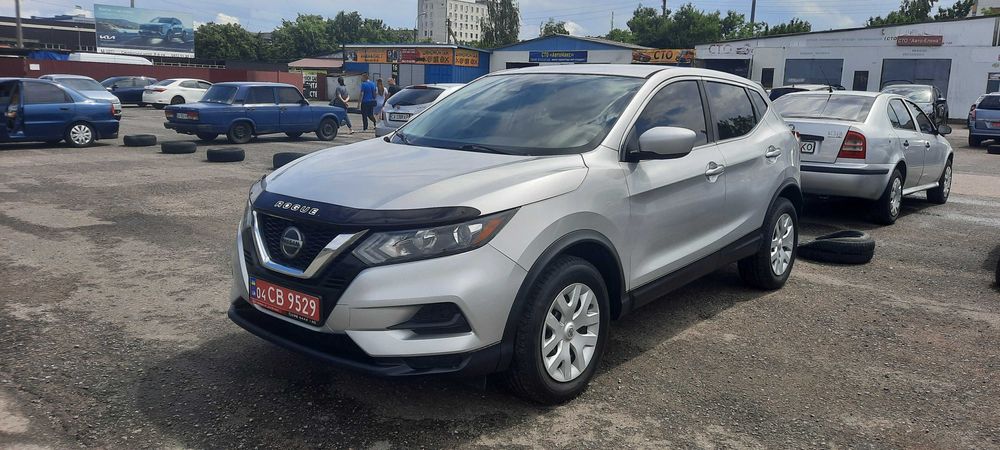 ПРОДАМ Nissan Rogue Sport AWD