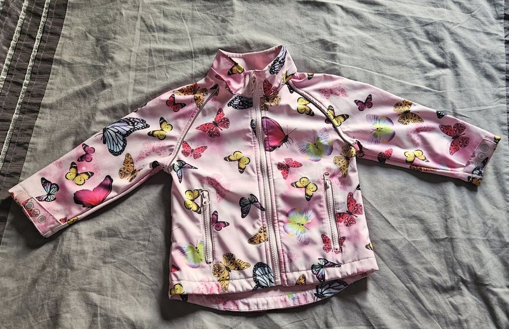 Kurtka softsheel w motyle