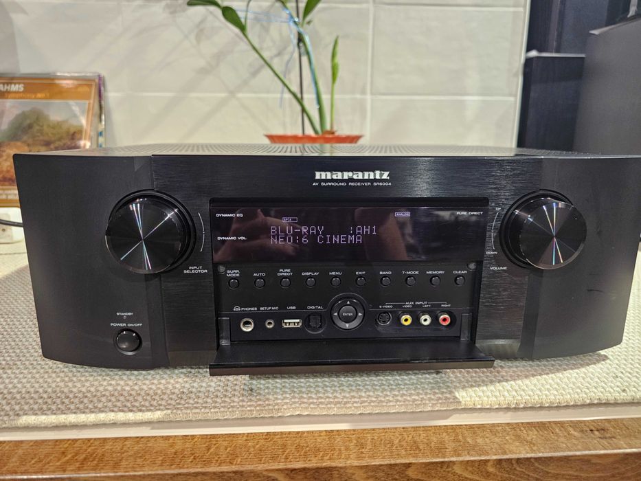 AV ресивер Marantz SR-6004
