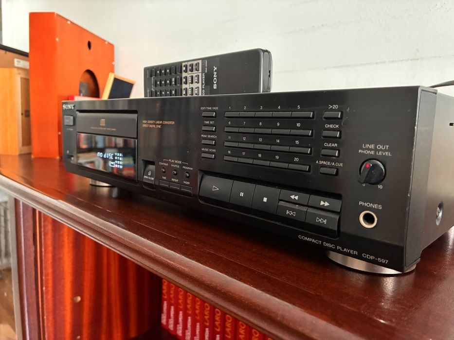 Leitor de CDS SONY CDP-597 (Made in France)
