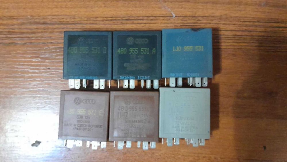 Реле Склоочисників VAG Skoda Aydi VW  двірників