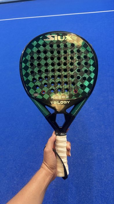 Siux Trilogy Pro 4 24K Carbon – Raquete de Padel