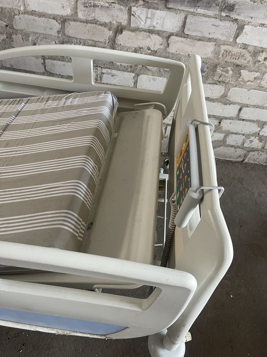 Ліжко медичне Кровать Медицинская