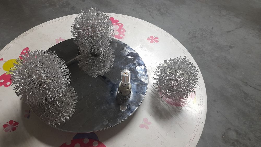 Candeeiro de tecto em inox com LED