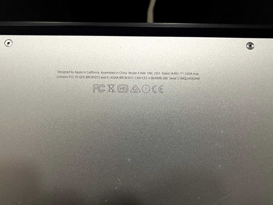 MacBook Air 13” (2015) usado bom estado