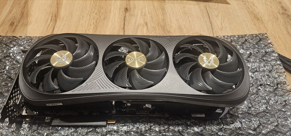 ZOTAC Gaming GeForce RTX 4080 Trinity 16GB