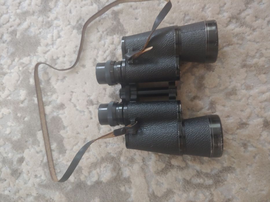 Продам бинокаль 7 × 50