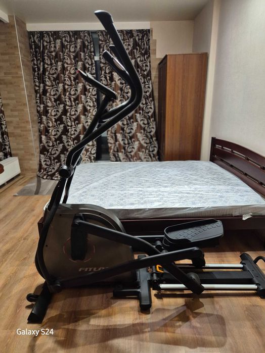 Орбитрек Fitlogic ET-742F2 в ИДЕАЛЬНОМ состоянии, самовывоз  Березняки