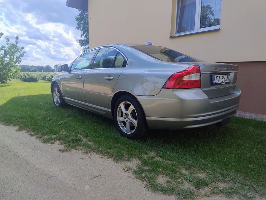 Volvo S80 II 2.4 D5