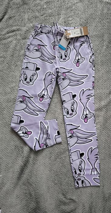 Nowe spodnie dresowe coccodrillo r. 158 looney tunes