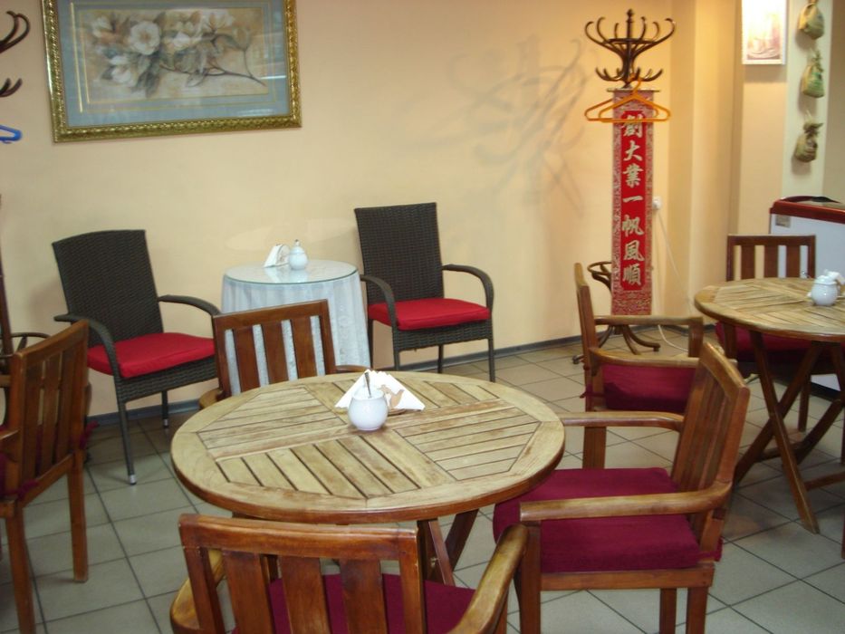 Стіл, виробництва малайзії