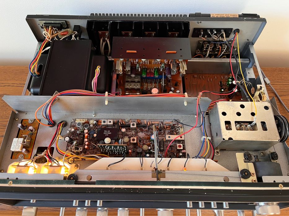 Sansui 9090 NON-DB – Stan Gabinetowy!