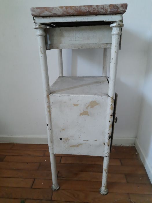 Movel em ferro anos 30/40