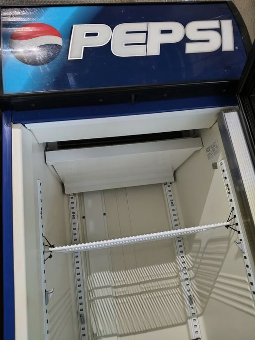 Witryna chłodziarka lodówka pepsi sprawna 2m