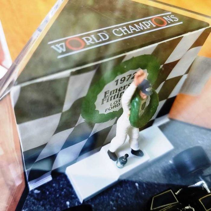 World Champion F1 Lotus 72D 31-Emerson Fittipaldii 1972 escala 1:43 edição limitada