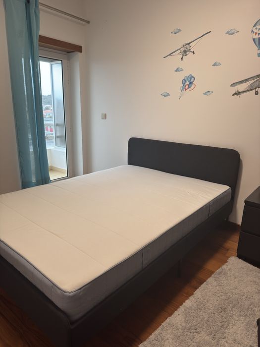 Cama e Colchão Ikea