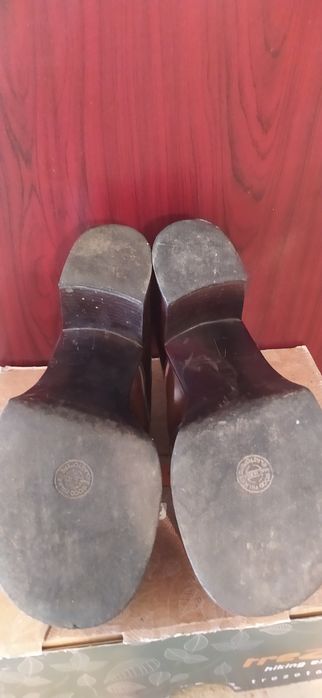 Продам  туфли на платформе