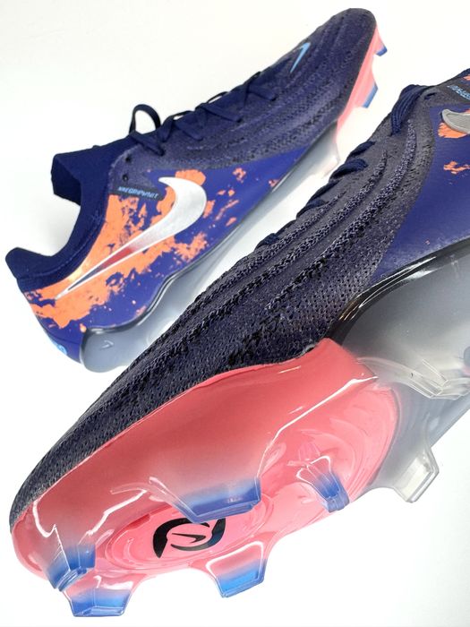 Бутсы Nike новые - 37; 38;39;40;41;43размер есть в наличии