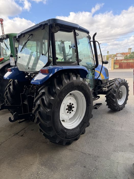 New Holland T5040