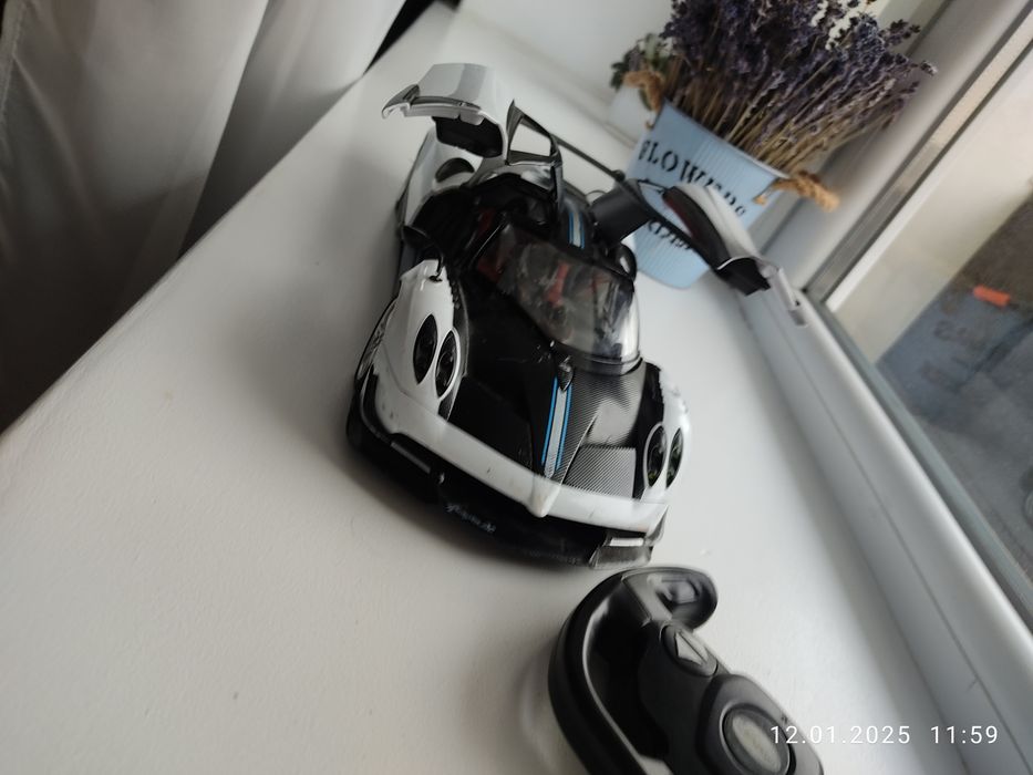 Машинка на пульту