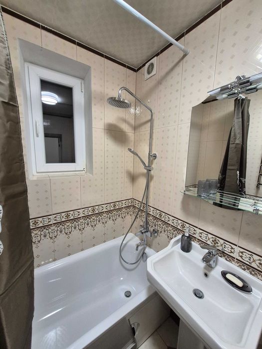 Довгострокова оренда 2-х кімнатної квартири. Центр.